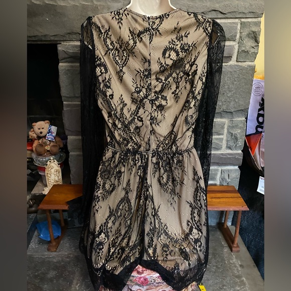 NWT SHEIN sexy black stretch lace bell sleeve romper,illusion lining,fit/flare S - Picture 9 of 12